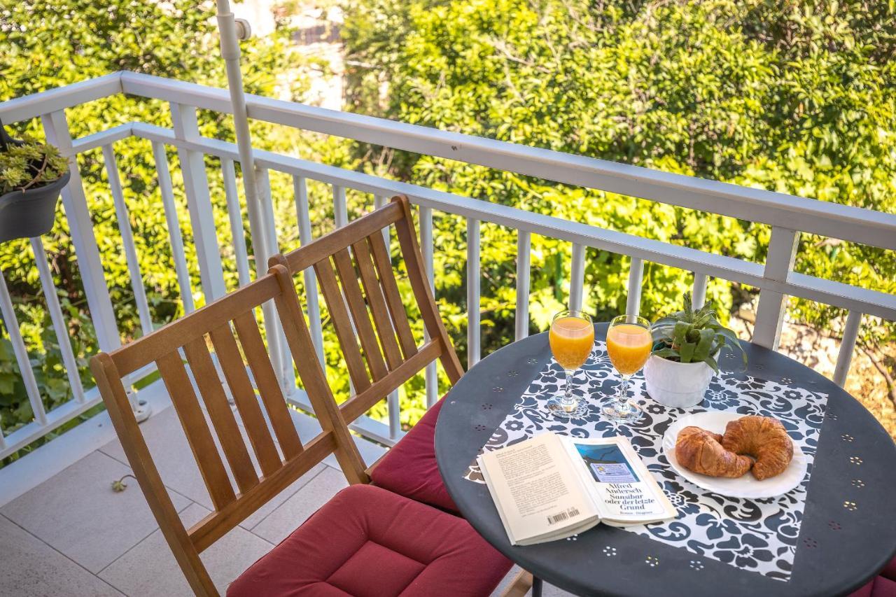 Apartments Karisima Korcula Town Exterior photo